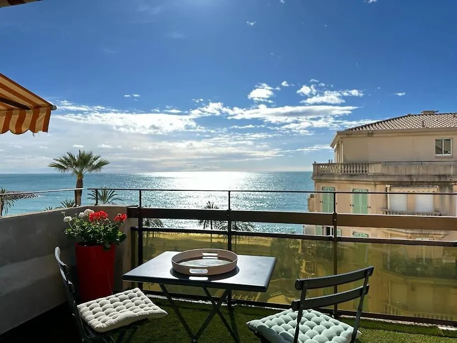 Apartment The View-Centre- Clim -Parking-Vue Mer-Plage Menton France