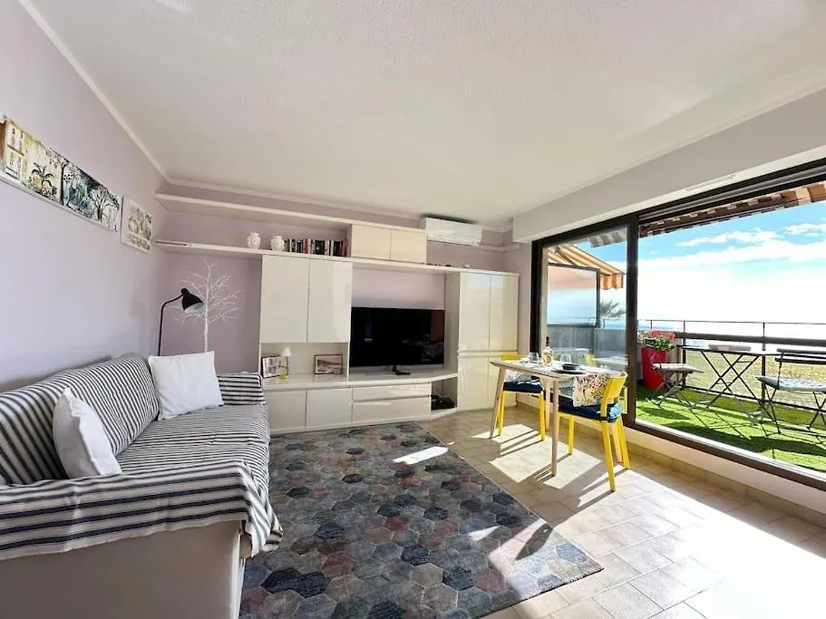 Apartment The View-Centre- Clim -Parking-Vue Mer-Plage Menton France